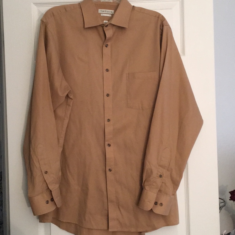 Van Heusen Men’s Dress Shirt
